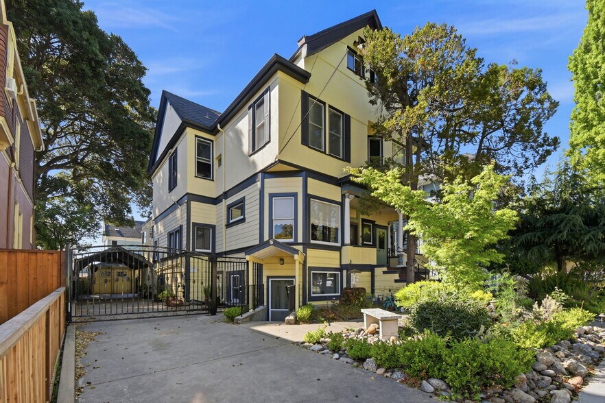 More Photos Of 931 Chestnut St, Alameda Multifamily For Sale
