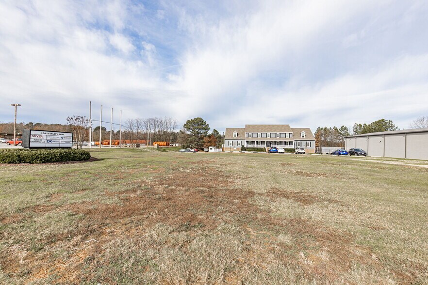 More Photos Of 10810 Hasty Ln, Midlothian Office For Sale
