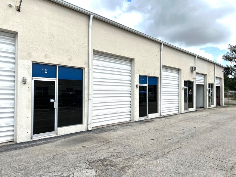 Primary Photo Of 8254 Bama Ln, West Palm Beach Warehouse For Lease