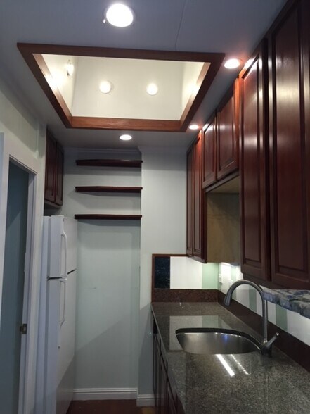 More Photos Of 3135 Lower Kula Rd, Kula Storefront Retail Office For Sale