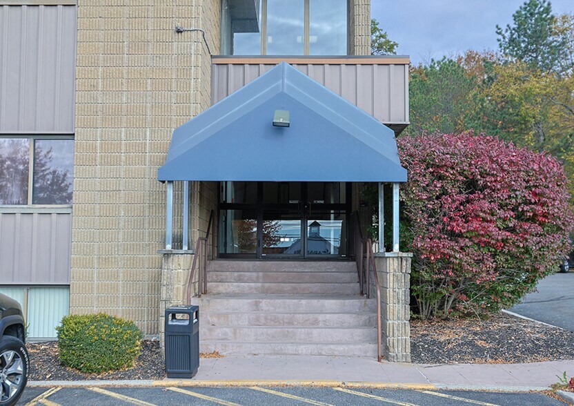 More Photos Of 633 Rt-211, Middletown Office For Sale