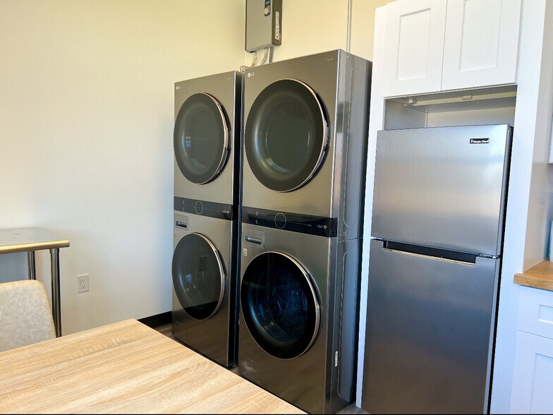 More Photos Of 12280 Broadway St, Pearland Medical For Lease