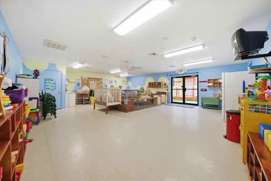 More Photos Of 1330 Knox McRae Dr, Titusville Schools For Sale