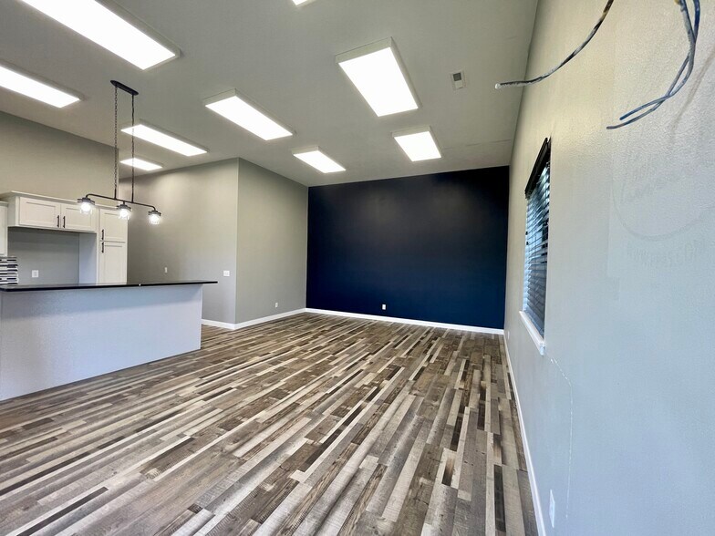 More Photos Of 501 Prosperity Way, North Sioux City Industrial For Sale