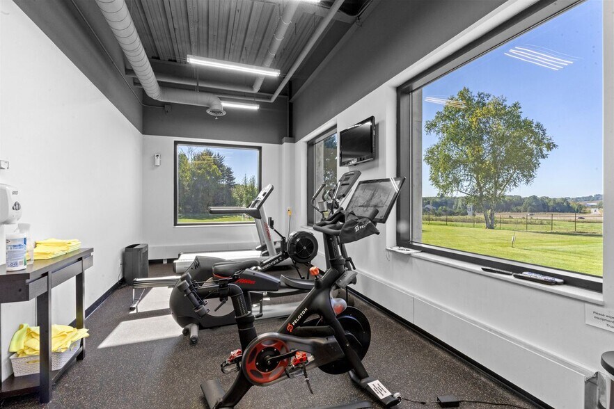 More Photos Of 1 Broadcast Way, Cadillac Medical For Sale