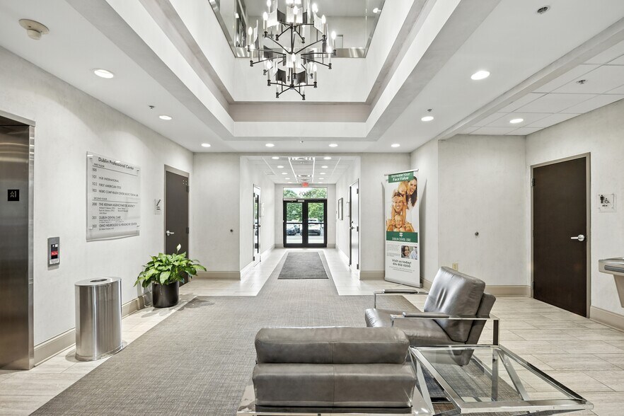 More Photos Of 6805 Avery-Muirfield Dr, Dublin Medical For Sale