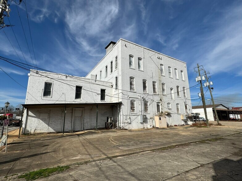 More Photos Of 102 Saint Joseph Ave, Brewton Storefront Retail Residential For Sale
