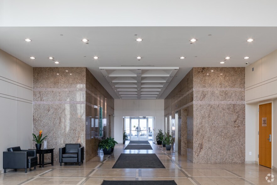 More Photos Of 7901 E Lowry Blvd, Denver Office For Sale