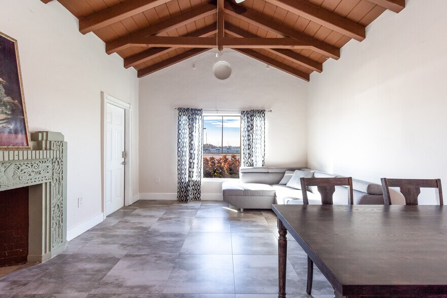 More Photos Of 345 Monroe St, Hollywood Apartments For Sale