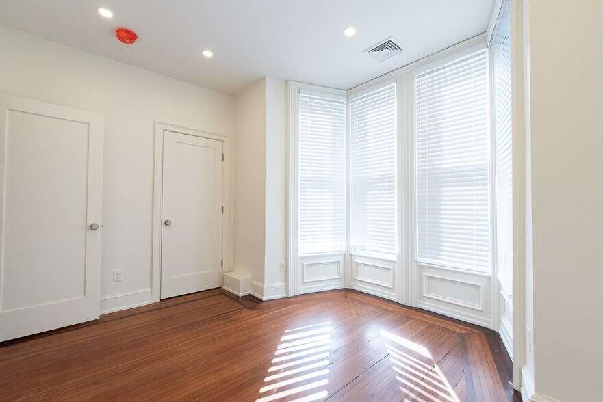 More Photos Of 215 Broadway, Providence Apartments For Sale