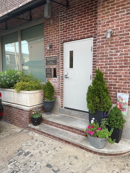 More Photos Of 1715-1719 McKean St, Philadelphia Light Manufacturing For Lease