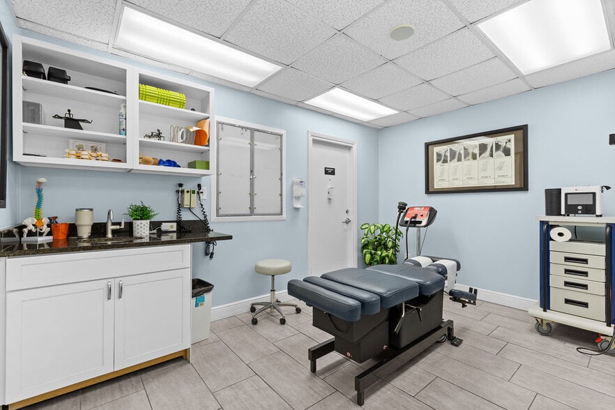 More Photos Of 111 N Fiske Blvd, Cocoa Office For Sale