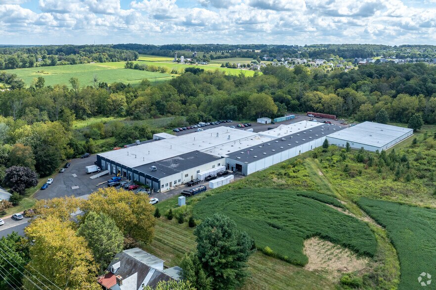 Primary Photo Of 431 Deep Run Rd, Perkasie Warehouse For Lease