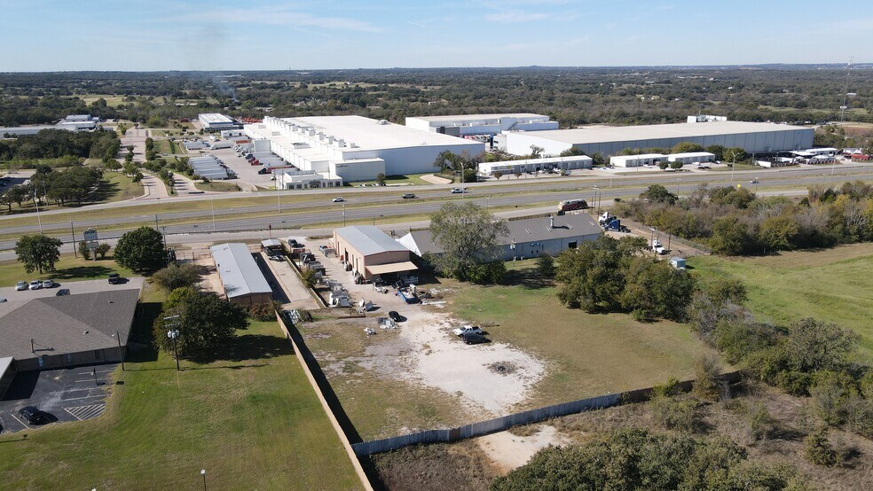 More Photos Of 2875 S Burleson Blvd, Burleson Warehouse For Sale