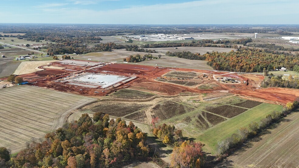 More Photos Of 4175 Guthrie Hwy, Clarksville Unknown For Lease