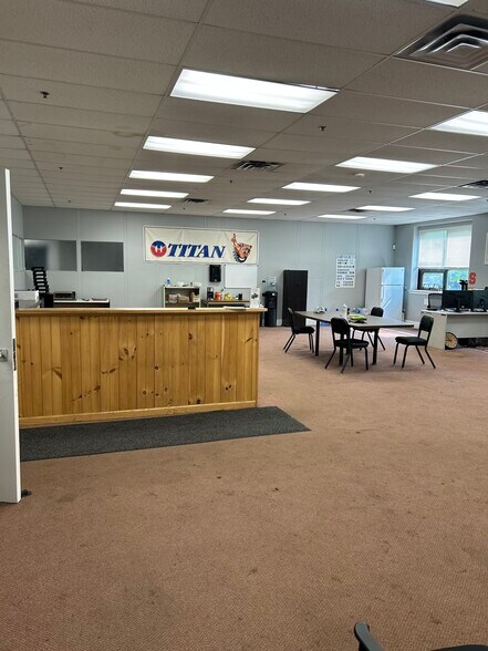 More Photos Of 414 Continuum Dr, Liverpool Warehouse For Sale