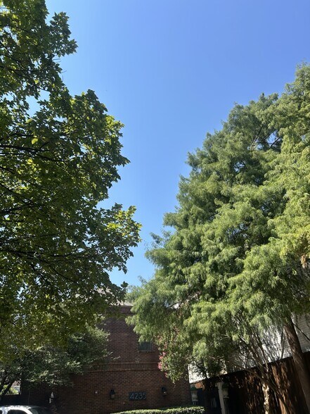 More Photos Of , Dallas Multifamily For Sale
