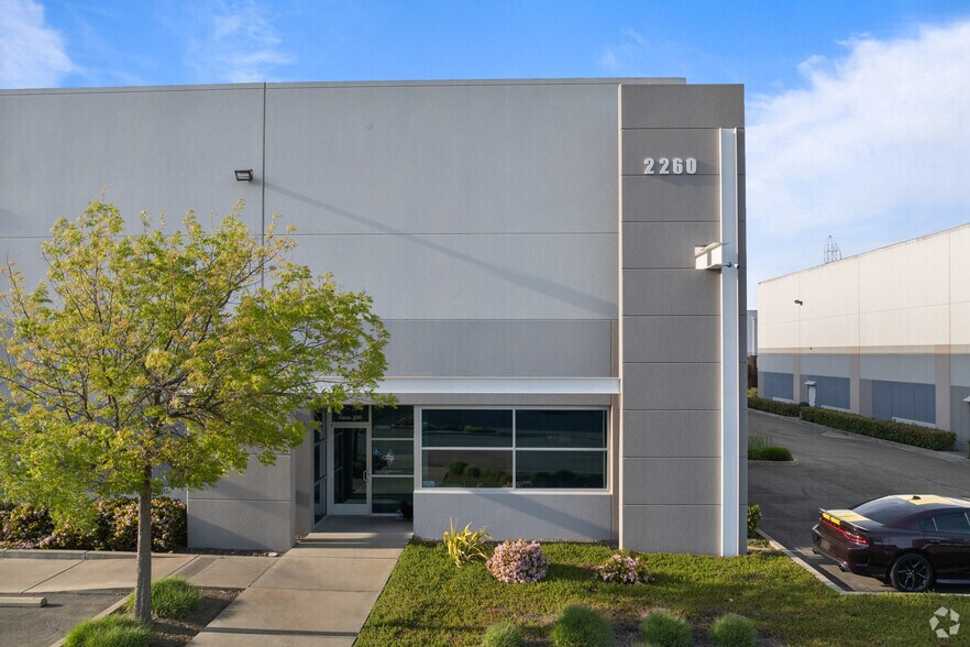 More Photos Of 2260 Cordelia Rd, Fairfield Warehouse For Lease