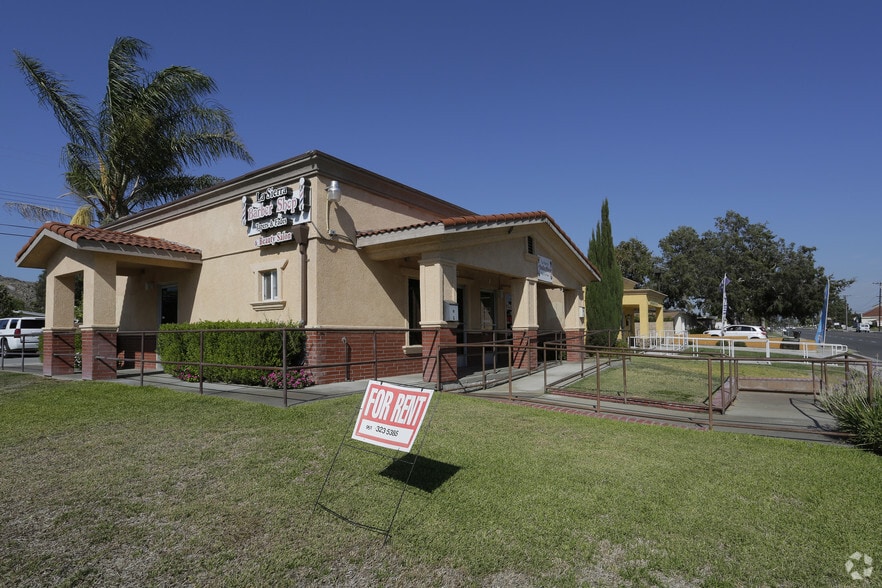 More Photos Of 10397 Hole Ave, Riverside Freestanding For Sale