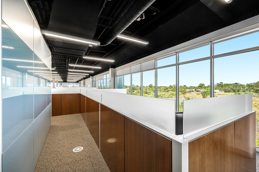 More Photos Of 1050 Satcom Ln, Melbourne Office For Sale