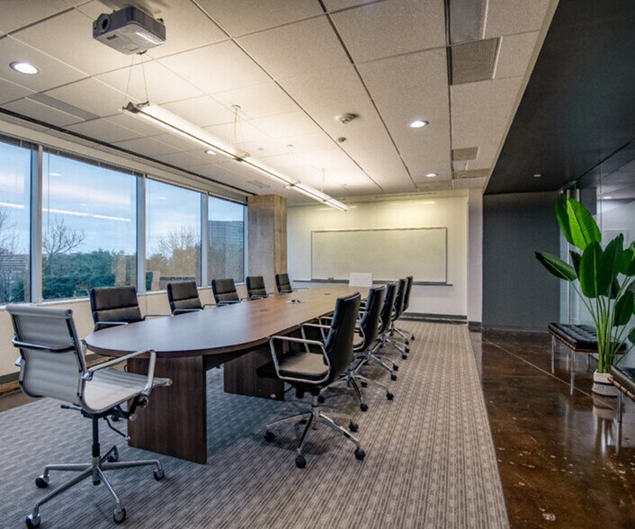 More Photos Of 10100 N Central Expy, Dallas Office For Lease