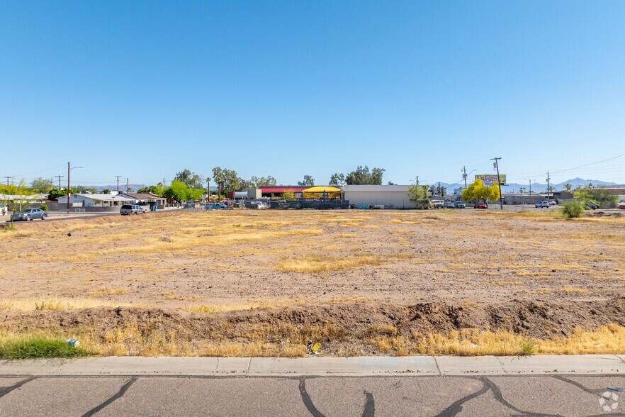 More Photos Of 2725 N 34th Dr, Phoenix Land For Sale