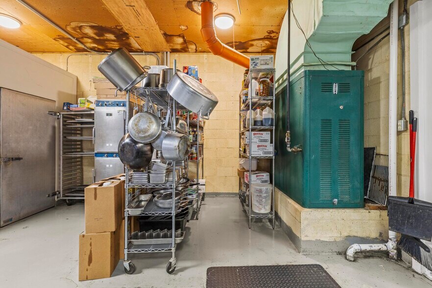 More Photos Of 348 Market St, Colusa Restaurant For Sale