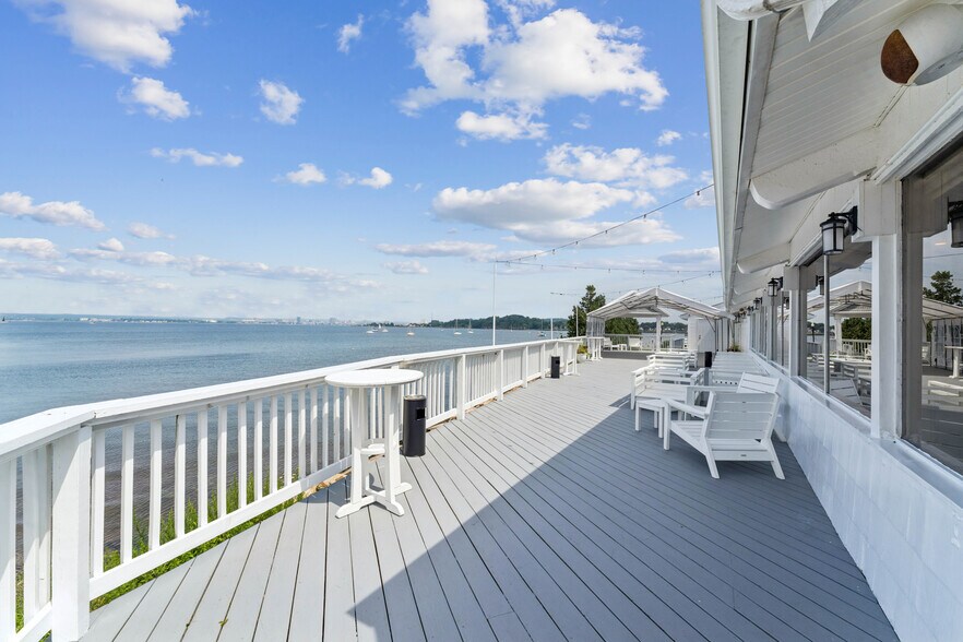 More Photos Of 62 Cove St, New Haven Specialty For Sale
