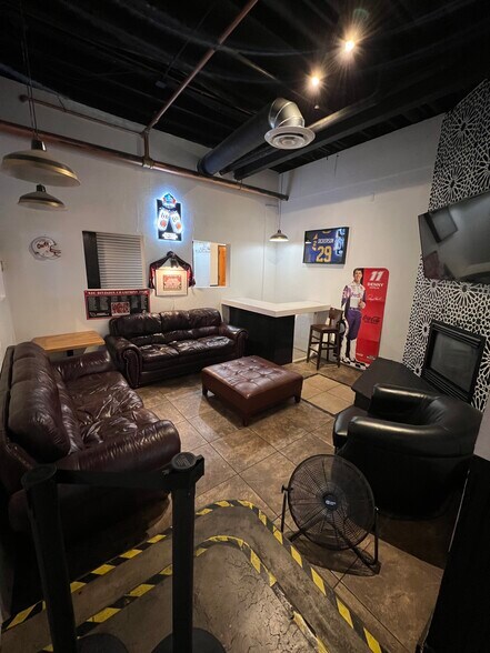 More Photos Of 55 N Litchfield Rd, Goodyear Hotel For Lease