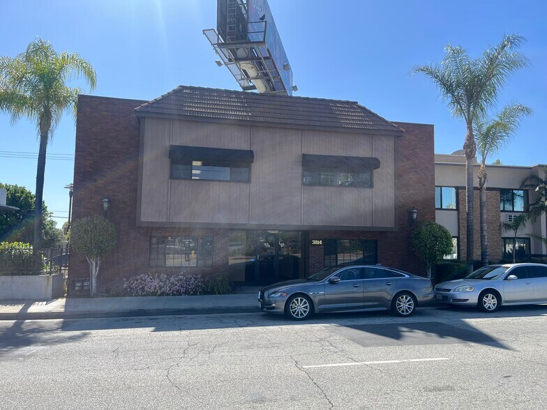 More Photos Of 3814 Colorado Blvd, Pasadena Loft Creative Space For Lease