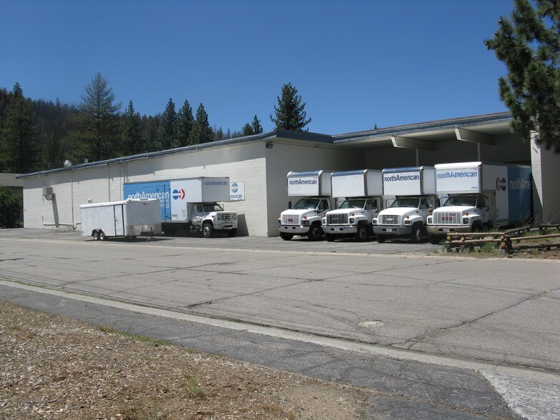 More Photos Of 1606 Shop St, South Lake Tahoe Warehouse For Lease