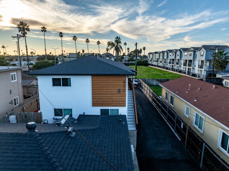 More Photos Of 608 7th St, Imperial Beach Apartments For Sale