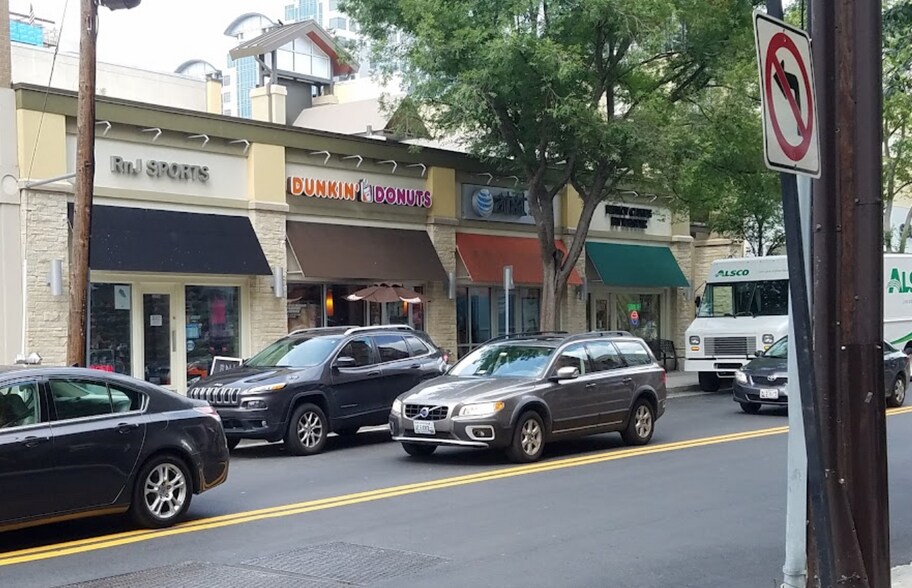 More Photos Of 4915-4929 Elm St, Bethesda Storefront For Lease