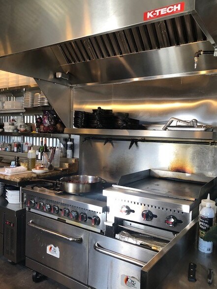 More Photos Of 703 W Main St, Payson Freestanding For Sale