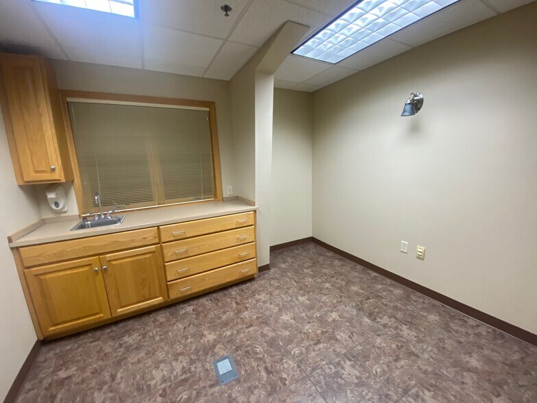 More Photos Of 227 16th St W, Dickinson Skilled Nursing Facility For Sale