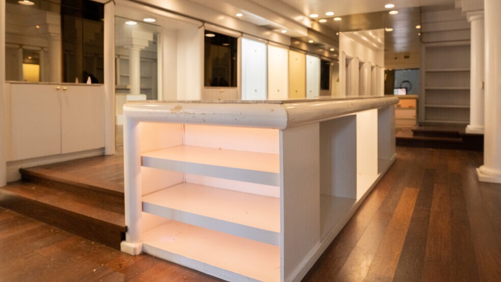 More Photos Of 736-738 Bellefonte St, Pittsburgh General Retail For Sale