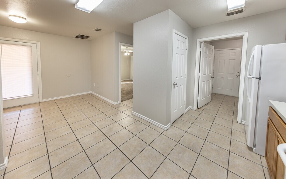 More Photos Of 602 N Belmont, Lubbock Apartments For Sale