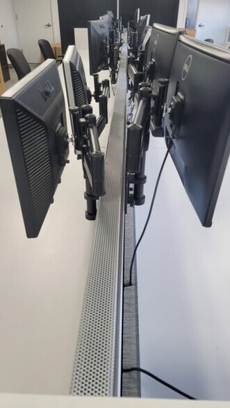 More Photos Of 60 Park Pl, Newark Office For Lease