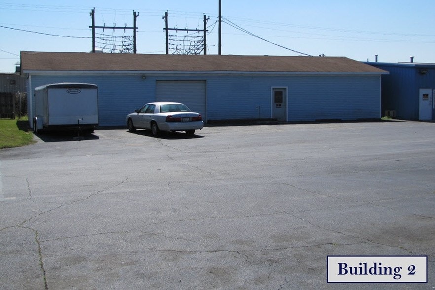 More Photos Of 951 Carl Vinson Pky, Centerville Warehouse For Sale