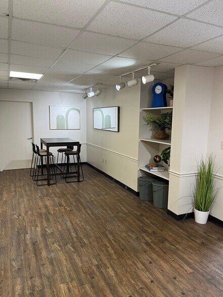 More Photos Of 475 E Mound St, Columbus Loft Creative Space For Lease