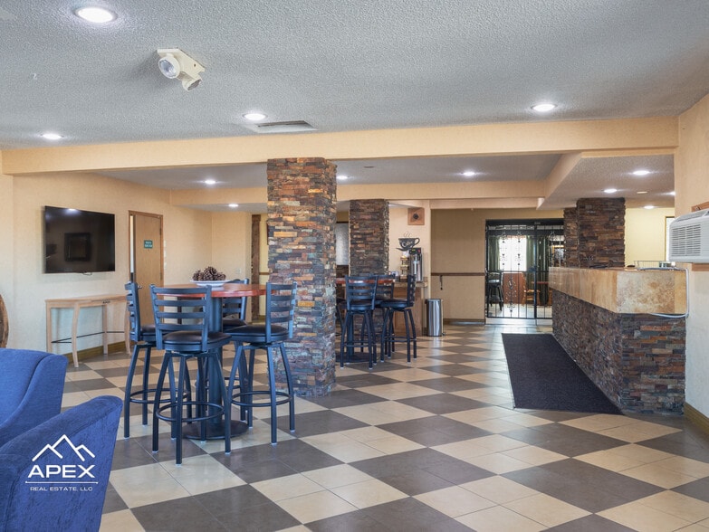 More Photos Of 339 Wasatch Rd, Evanston Hotel For Sale