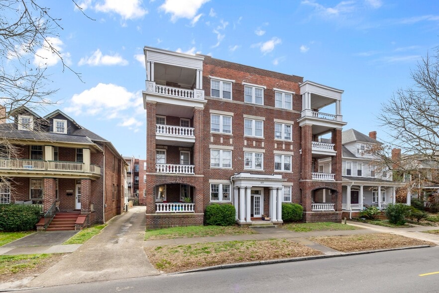 More Photos Of 625 W Princess Anne Rd, Norfolk Apartments For Sale