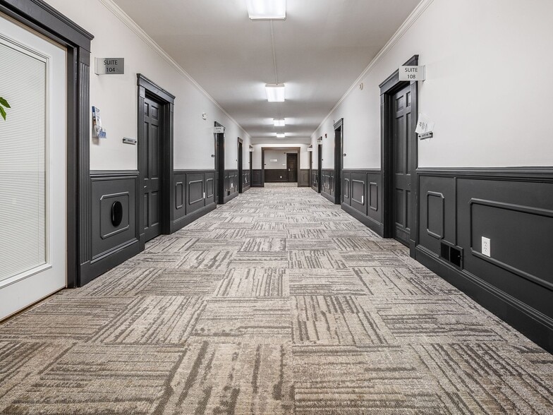 More Photos Of 1015 E Broad St, Columbus Office Residential For Sale