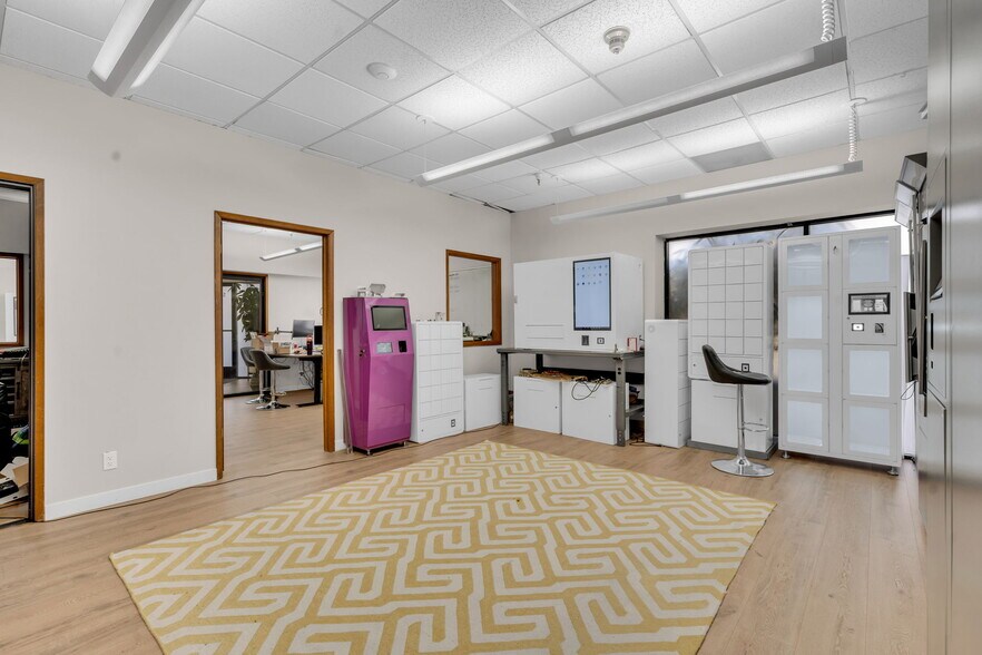 More Photos Of 390-400 Morris St, Sebastopol Warehouse For Sale