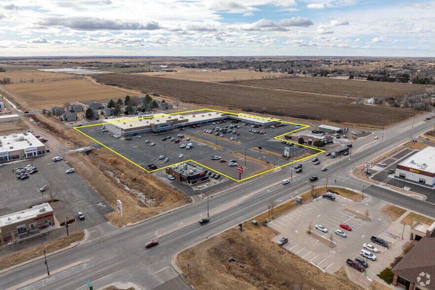 More Photos Of 1350 W Main St, Sterling Unknown For Lease