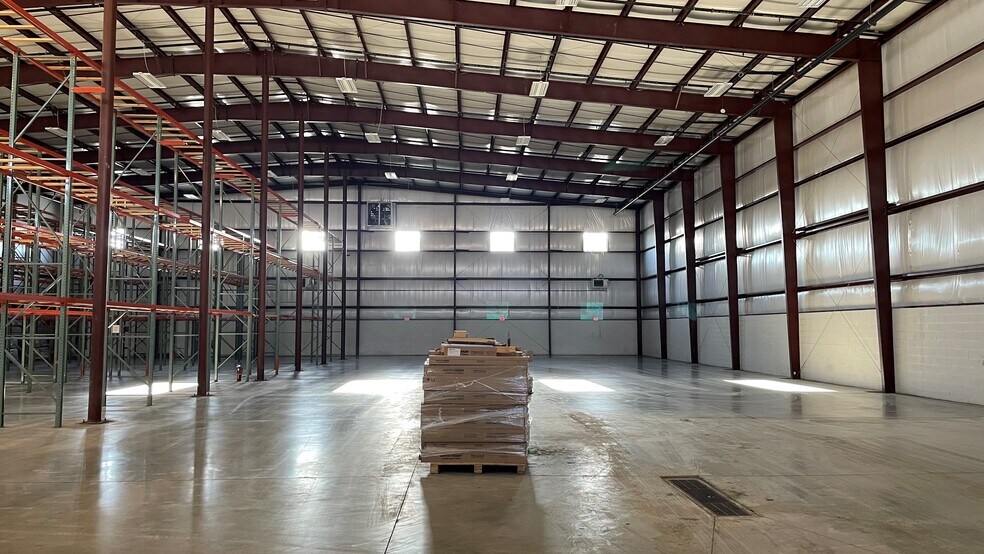 More Photos Of 5049 Center Dr, Latrobe Warehouse For Lease