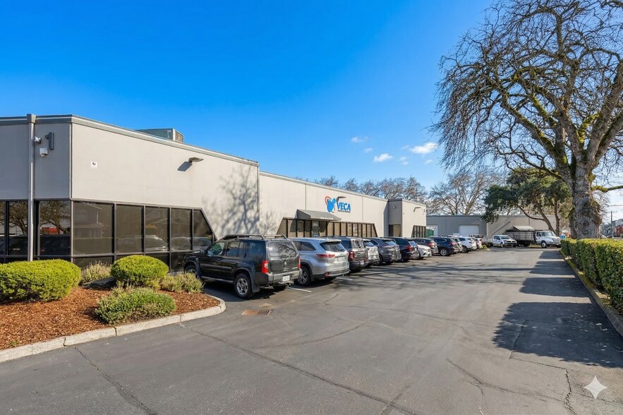 More Photos Of , Seattle Flex For Sale