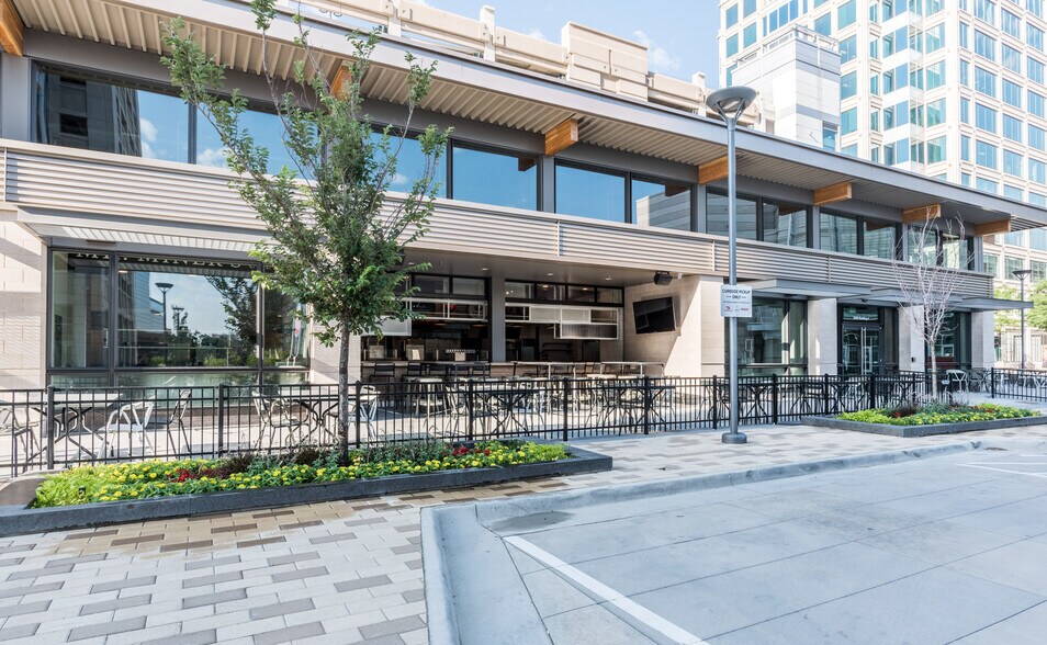 More Photos Of 2000 S Colorado Blvd, Denver Office For Lease