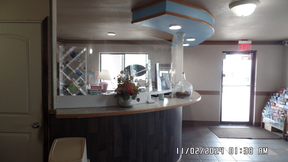 More Photos Of 2100 Fay St, Burlington Hotel For Sale