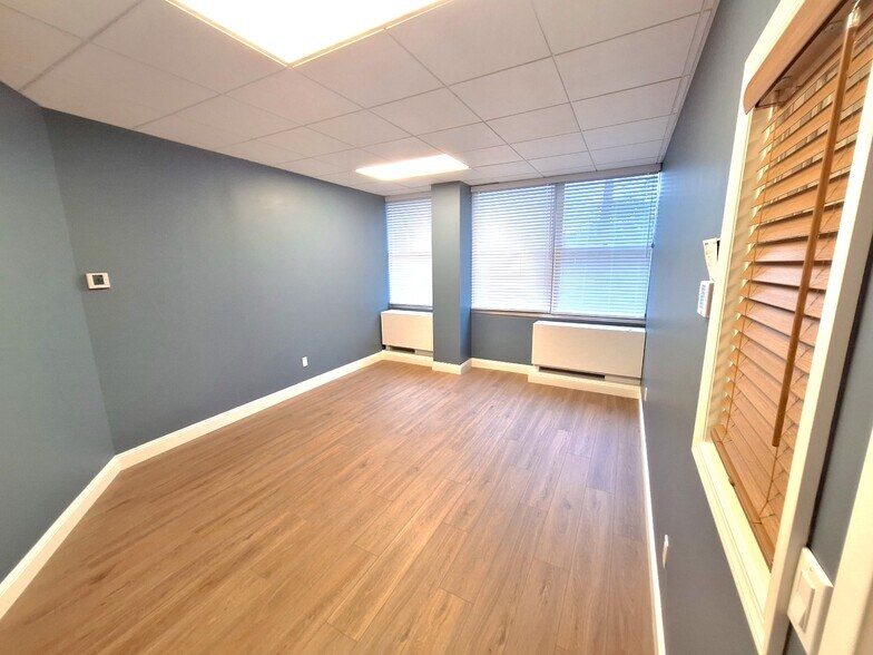 More Photos Of 226 Seventh St, Garden City Medical For Lease